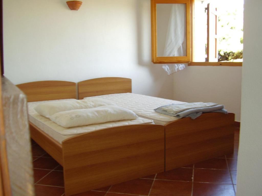 Torre Del Pozzo Bed & Breakfast S'archittu Cuglieri Room photo